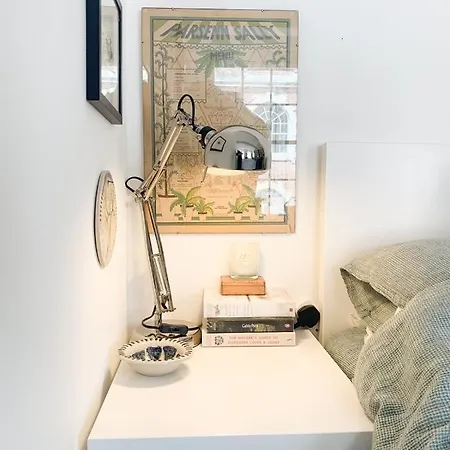 Bright And Cosy Studio In Stokes Croft